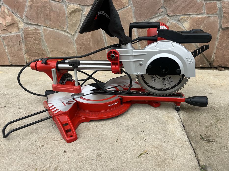Торцовочная пила с протяжкой Einhell TC-SM 2131/2 Dual