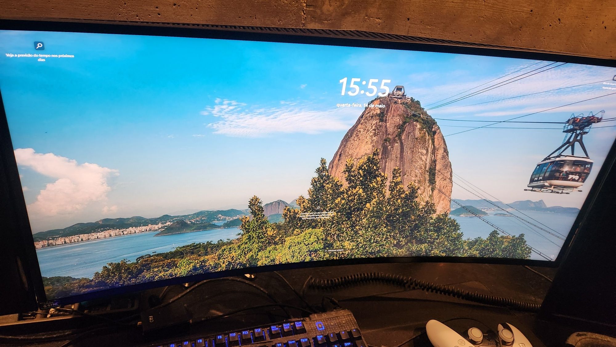 Alienware AW3418DW GSync com armbar.