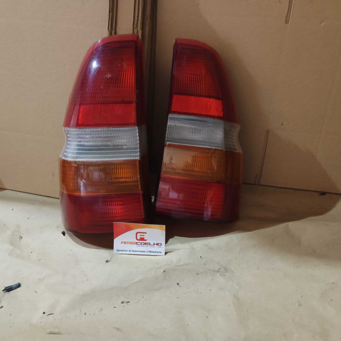 Ref024 farolins ford escort 1995 farolins ford  bx farois fiat  bravo