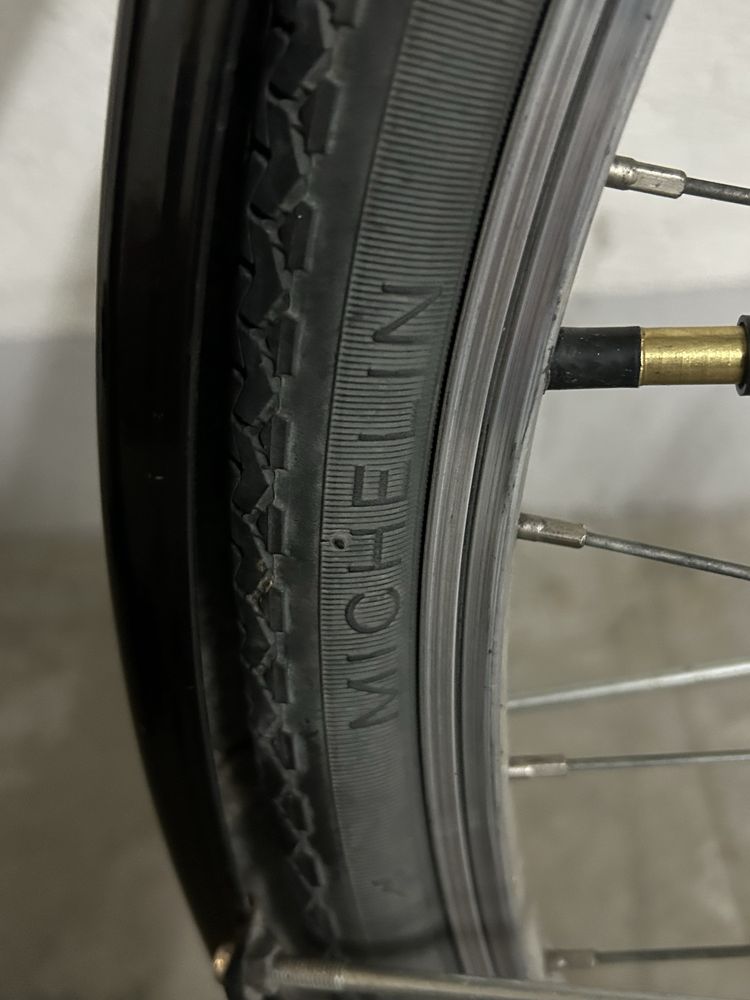 Bicicleta Orbita replica de pasteleira