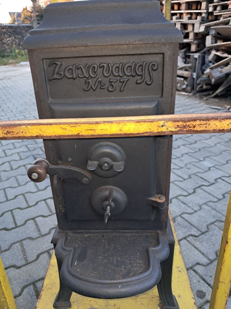 Sprzedam piec żeliwny ,kozę kominek LAXEVAAGS no 37