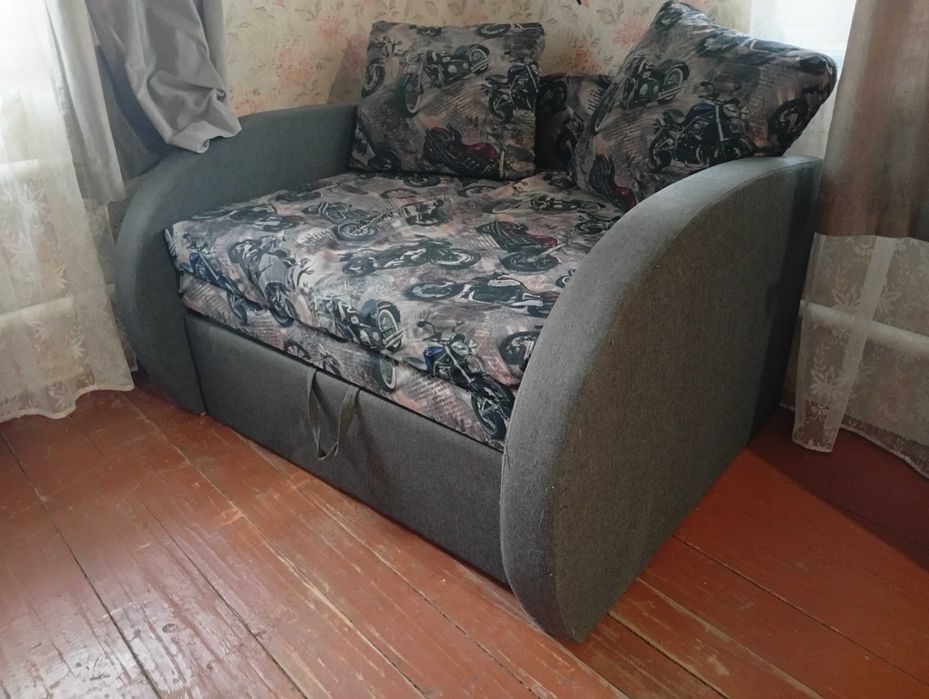 Продам диван-малютка