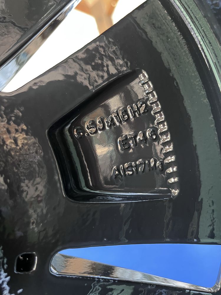 R16 5x112 et46 j6.5 VW оригінал Є гольф e-golf jetta skoda Passat