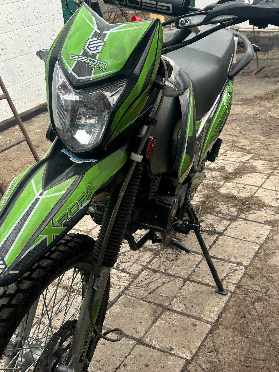 Продаю мотоцикл ендуро-кросс Geon X-Road 250cb PRO
