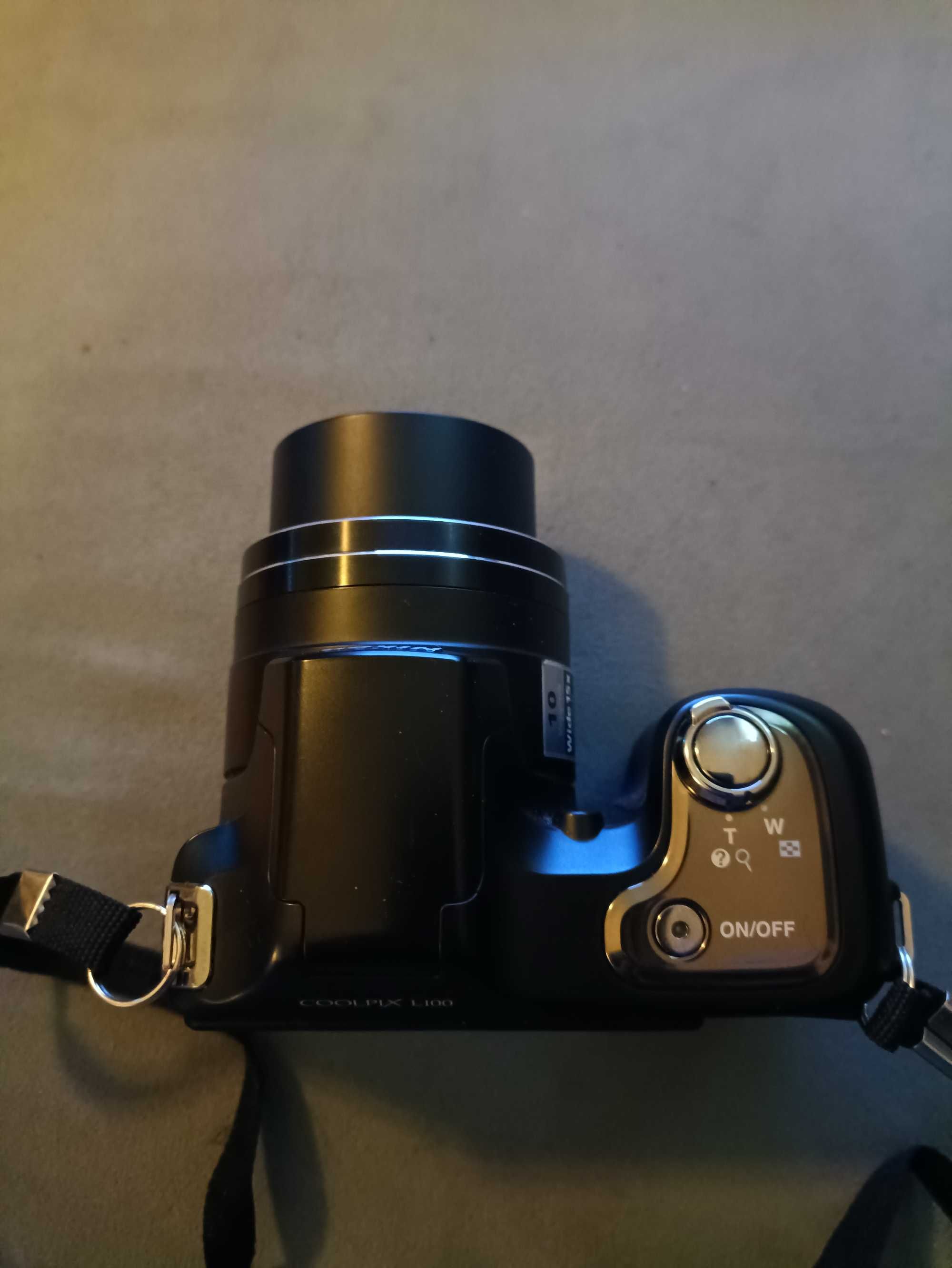 Aparat fotograficzny NIKON COOLPIX L100 cyfrowy analogowy wyświetlacz