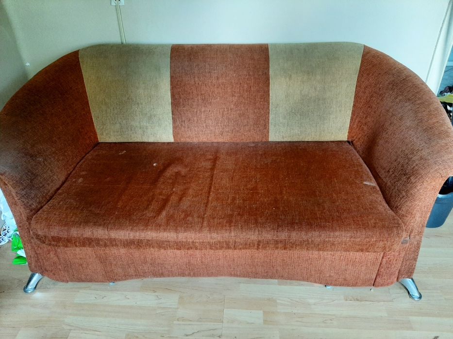 Sofa rozkładana dwuosobowa do odswiezenia