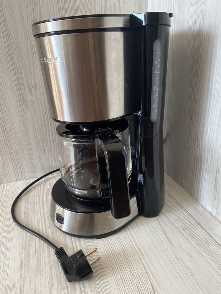 Продам кофеварку Severin.