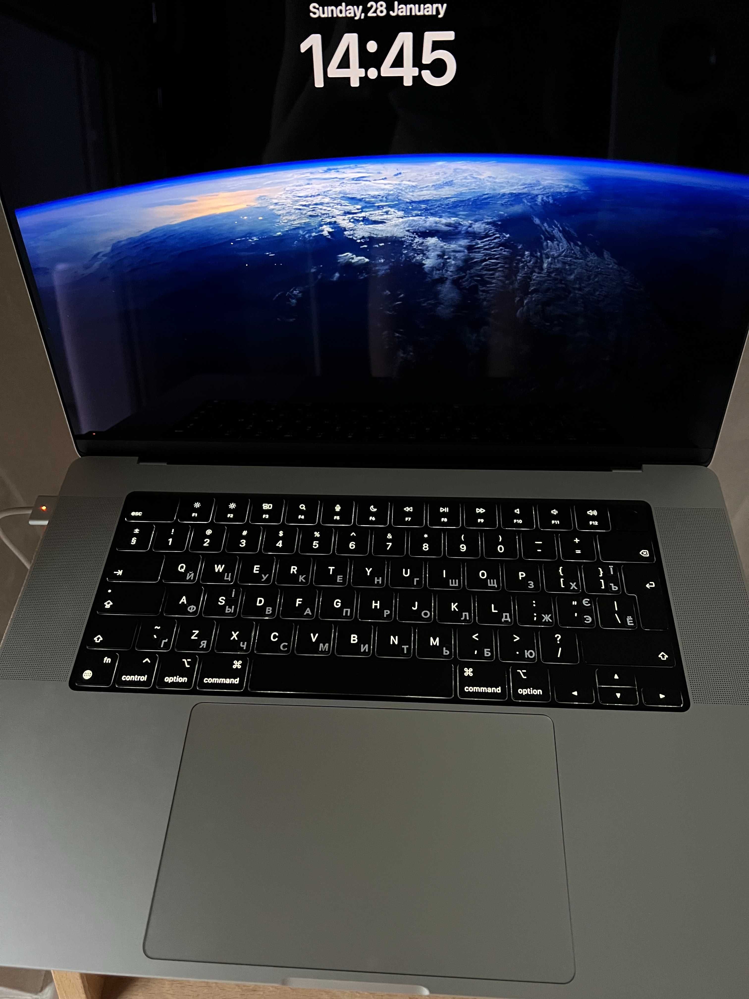 Apple MacBook 16,2’’ - M1 Pro - 16gb RAM - 512gb SSD - Silver