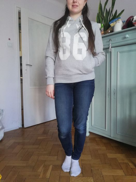 Szara bluza bardzo ciepła z kapturem