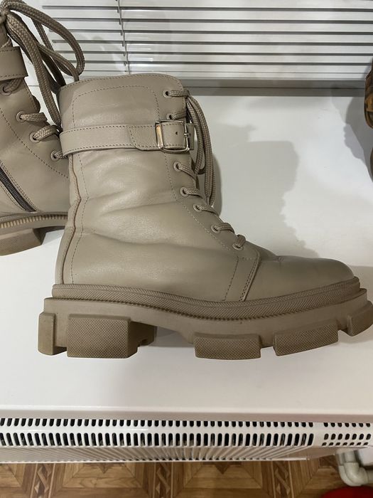 Ботинки жіночі, натуральна шкіра