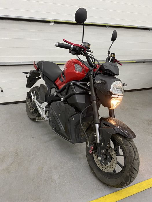 Электроскутер , мотоцикл , мопед , электро