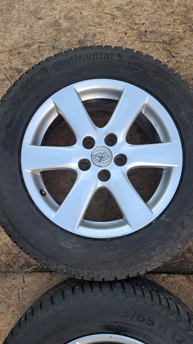 Felgi 17 5x114.3 Toyota RAV-4 Corolla Avensis Verso Camry Auris