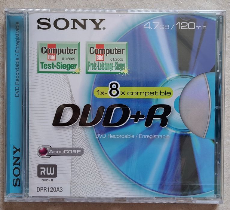 12 CD's e DVD's  virgem embalados / salofanados