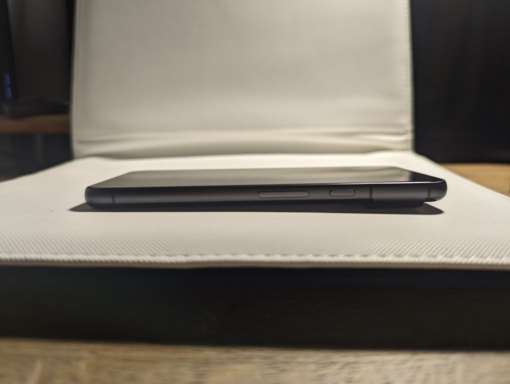 Pixel 8 ідеальний стан, Black, 128гб, Soft Анлок