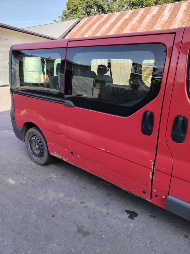 Renault Trafic r. 2006  silnik 1.9