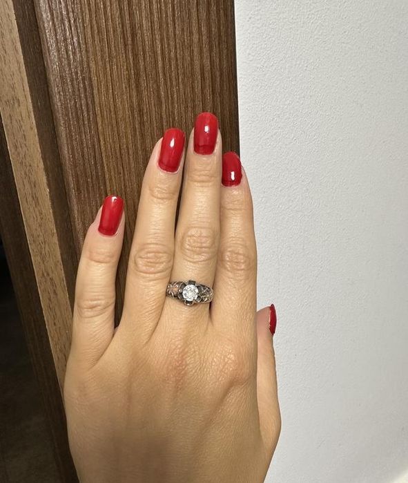 1982 рік вишуканий срібний перстень з горним кришталем, квітка