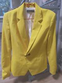 Продам модный  женский  жолтый пиджак  MONTON.