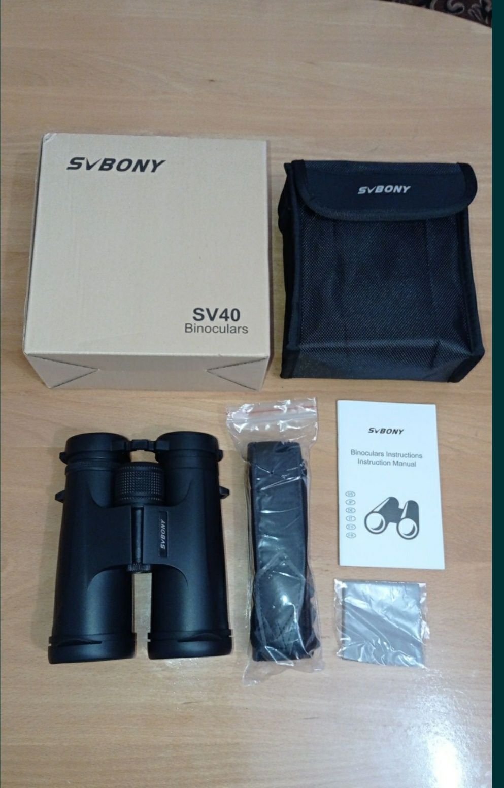 Професійний бінокль SvBONY 10x42 (SV40) BAK4