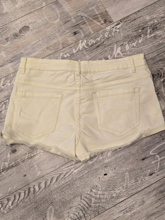 Spodenki szorty jeansowe Cropp L