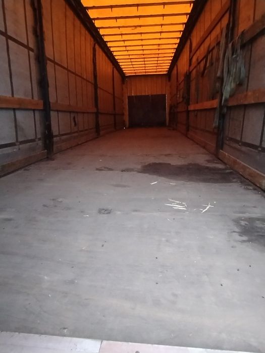 Naczepa firanka KRONE