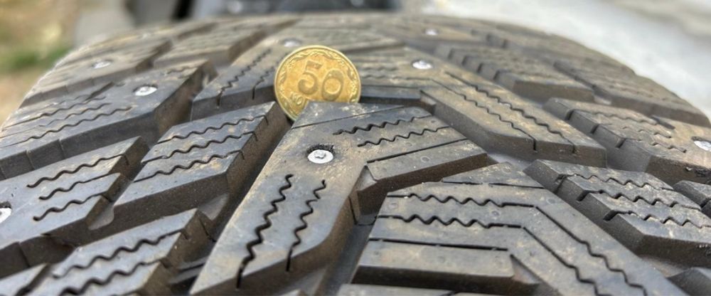 Продам зимову шину резину гуму на дисках Hankook Winter i*pike x R17