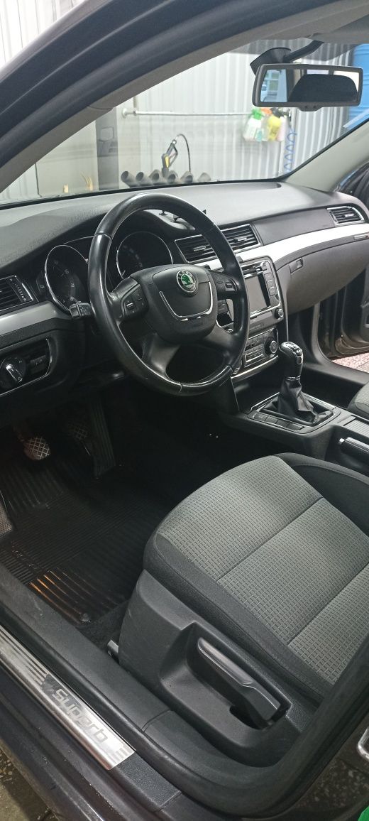 Продам Skoda Superb 2010год универсал