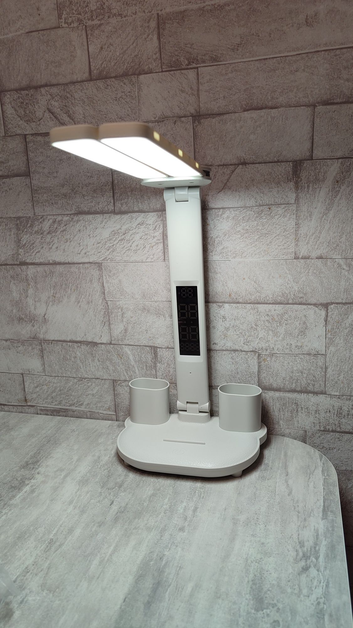 Лампа настільна подвійна LED (+ годинник, календар, термометр) 2000 мА