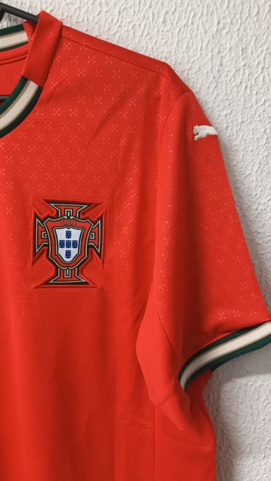 Camisola Cristiano Ronaldo Portugal PUMA
Seleção Portugal 2025 (PUMA)