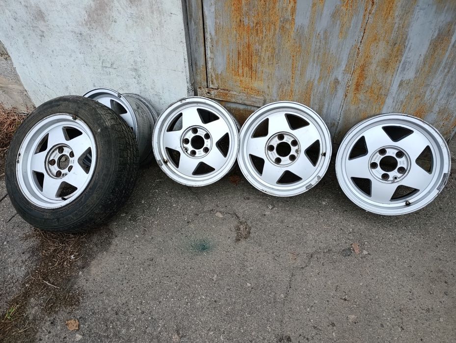 Продам комплект легкосплавных дисков р15 5*110 Опель Омега + запаска в