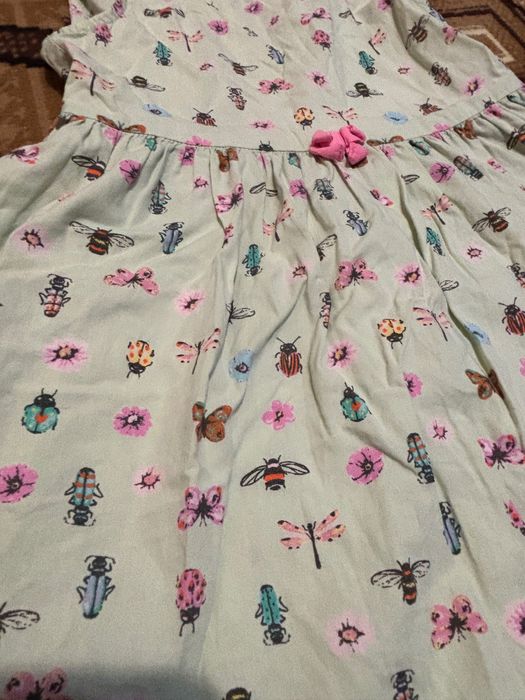 Продам плаття на дівчинку