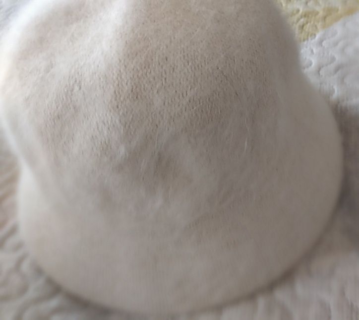 Chapéu de angôra e nylon