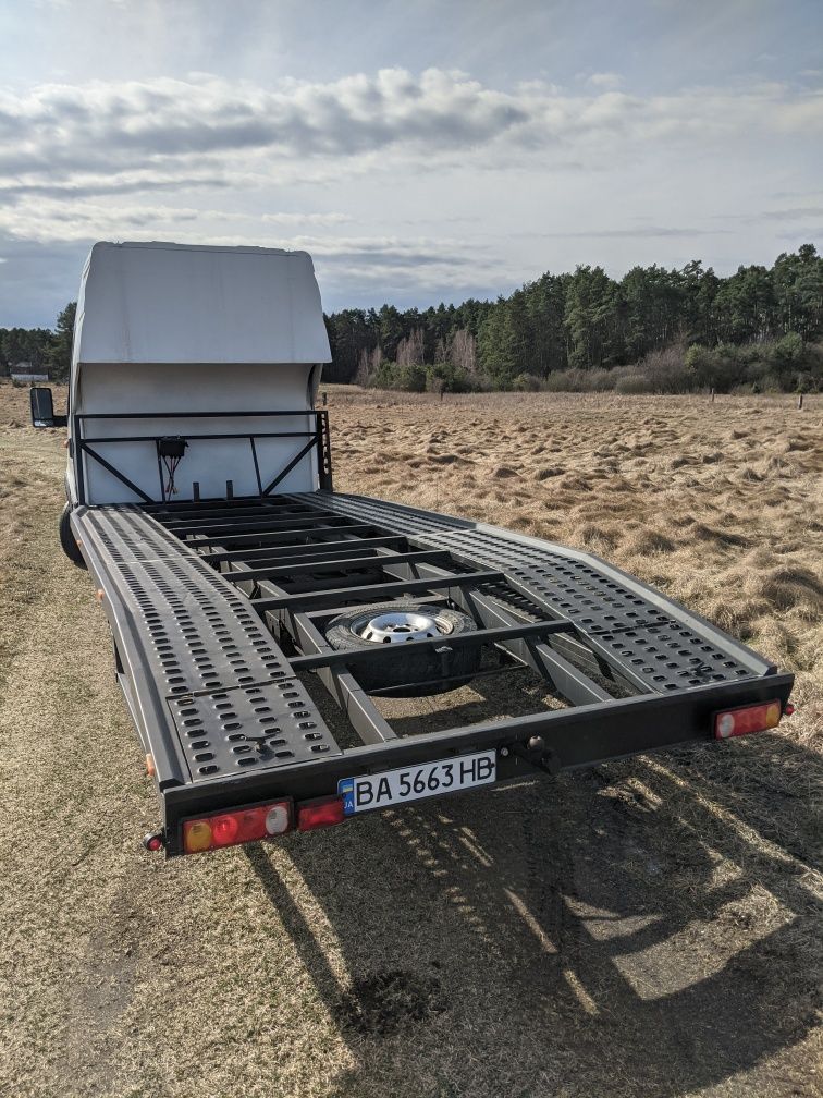 Евакуатор IVECO 2.8 під категорію В