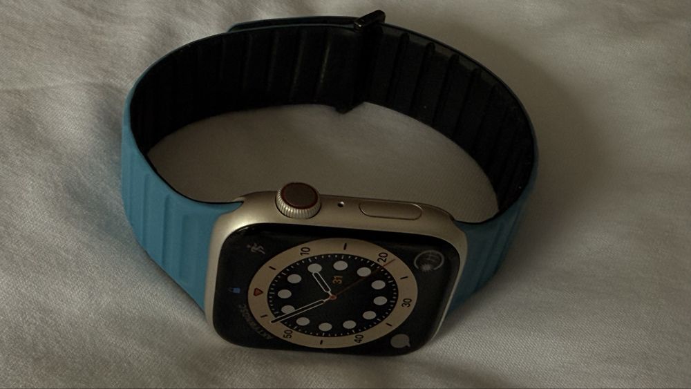 Apple Watch Series 8 GPS + Cellular 45 mm