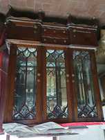 Cristaleiras ou vitrines estilo Queen Anne e outro anos 50/60