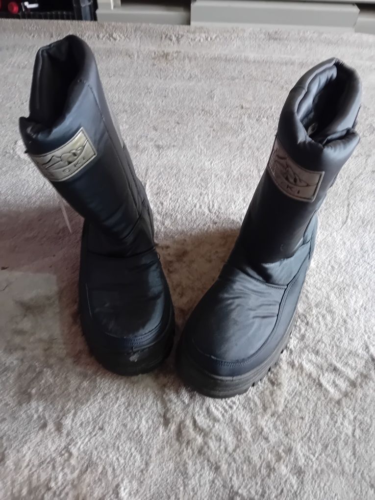 Botas de neve  .