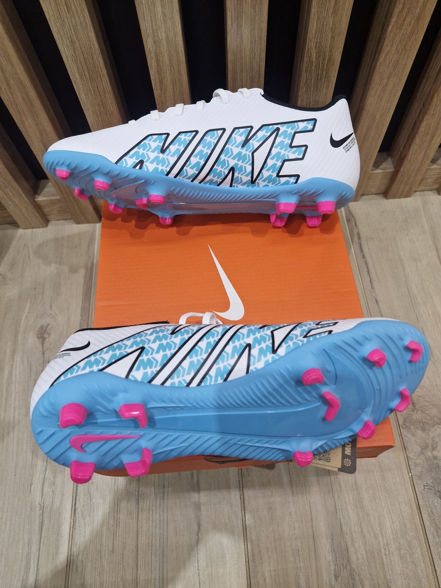Korki Nike Vapor Mercurial 38,5 nowe junior jr