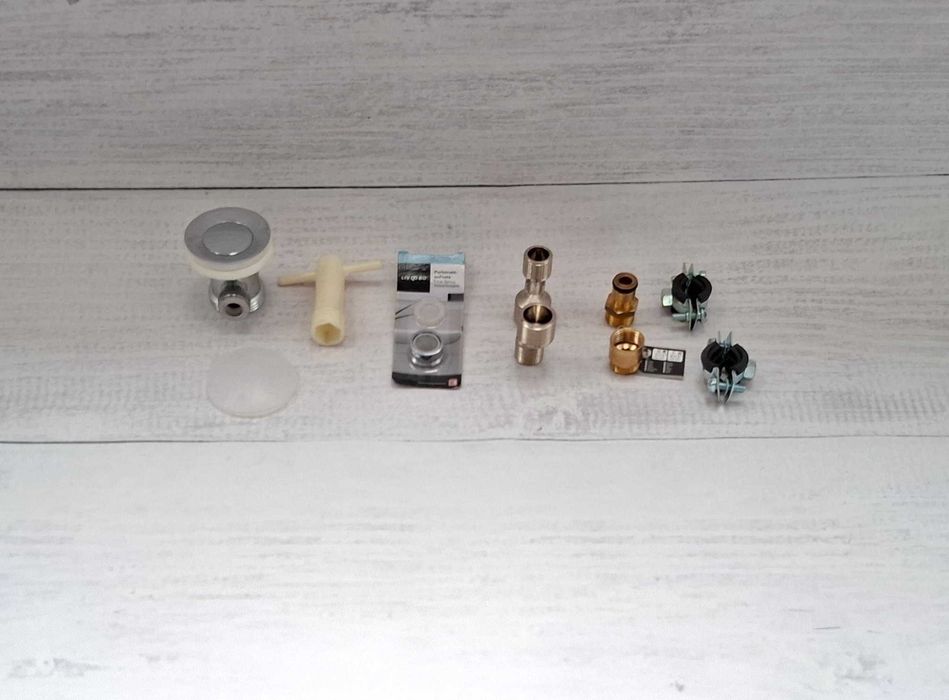 Zestaw hydraulika Korek Nakładka Obejma  Redukcja Uchwyt do rur 19 El