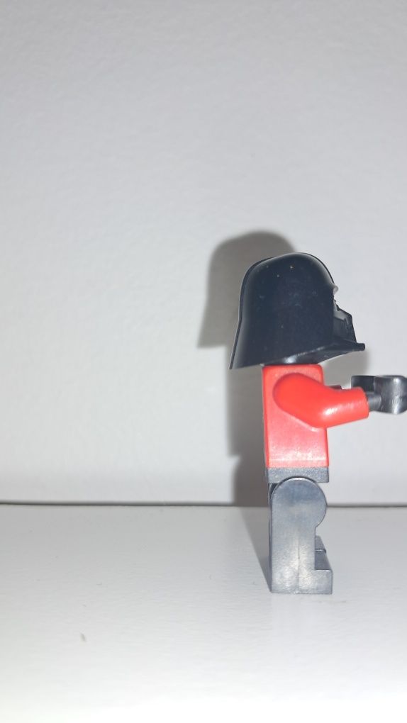 Lego SW1121 - Darth Vader - Holiday Sweater