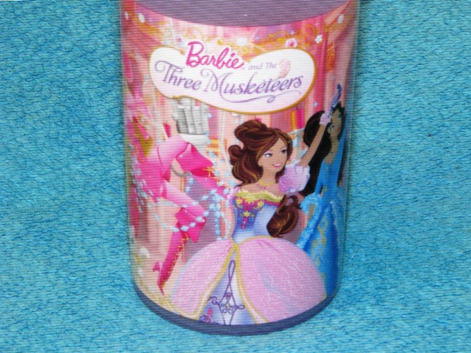 Barbie bidon Barbie i trzy muszkieterki kubek Barbie