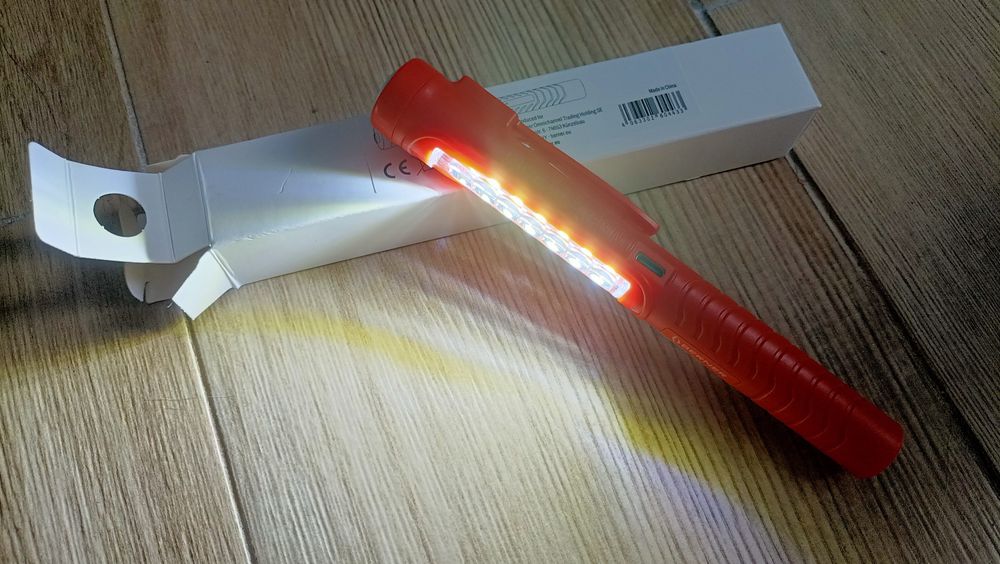 Lanterna Led Nova
