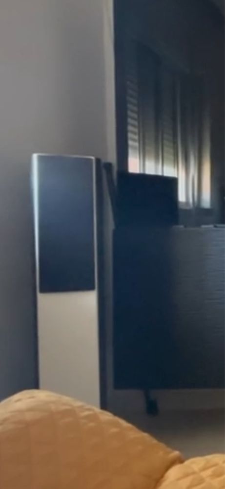 Vendo colunas com amplificador em otimo estado