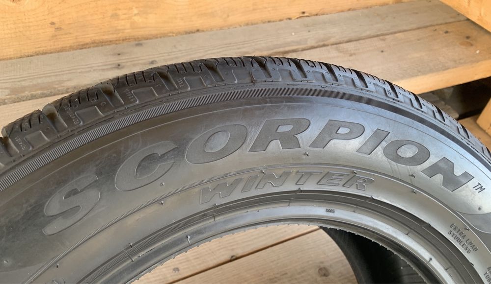 235/60/18 107Н Pirelli SCORPION WINTER