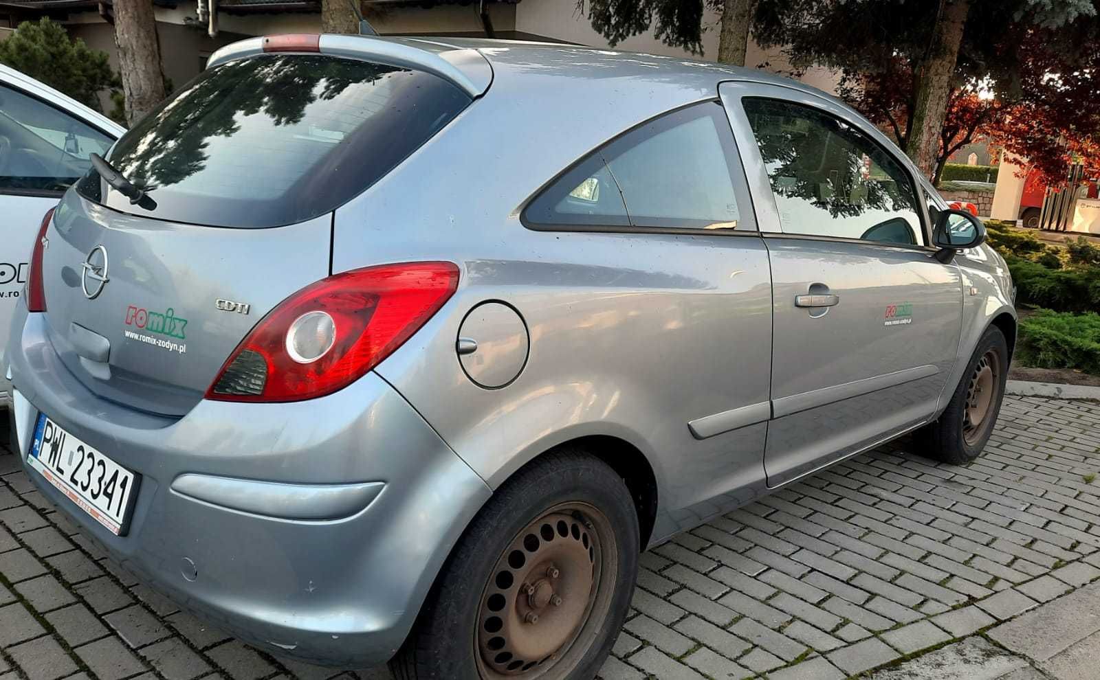 Opel Corsa CDTI  1,3  2007r