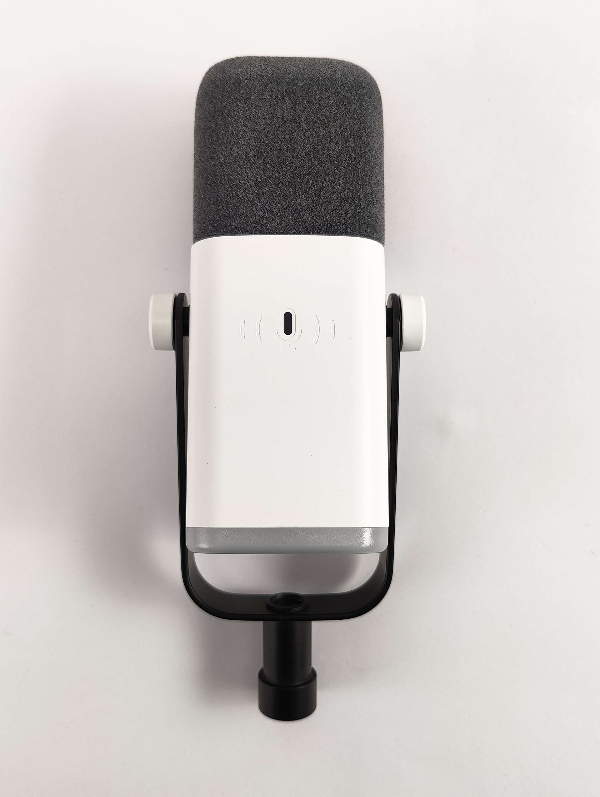 Mikrofon dynamiczny do streamingu i podcastów z wyciszaniem FIFINE XLR