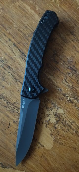 Нож кухонный , шейник и тичковый