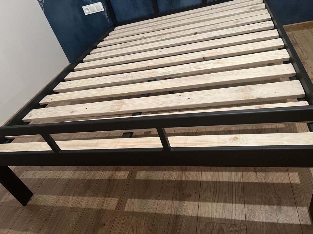 Łóżko loft czarny mat