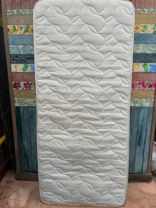 Продам б/у матрац в хорошому стані, 90/200!
