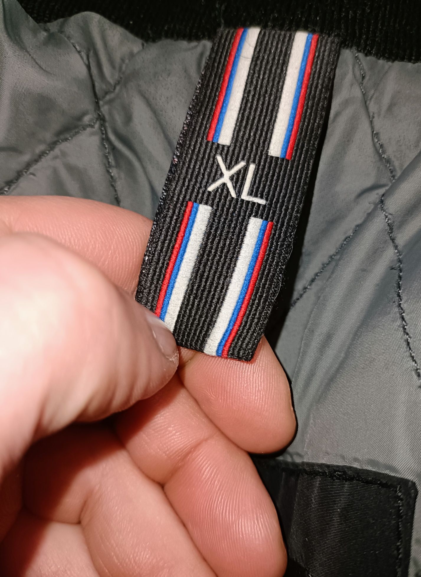 Piękna męska kurtka Tommy Hilfiger rozmiar XL stan bardzo dobry!