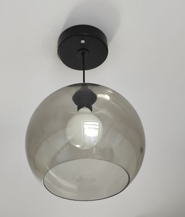 Żyrandol kula szklana