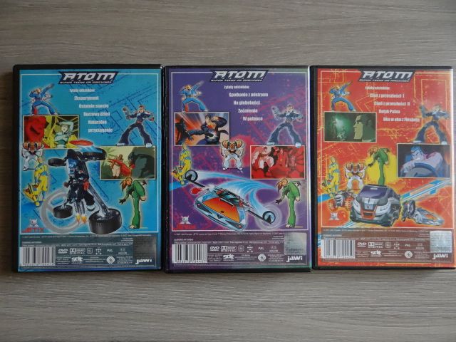 Atom serial 3xDVD
